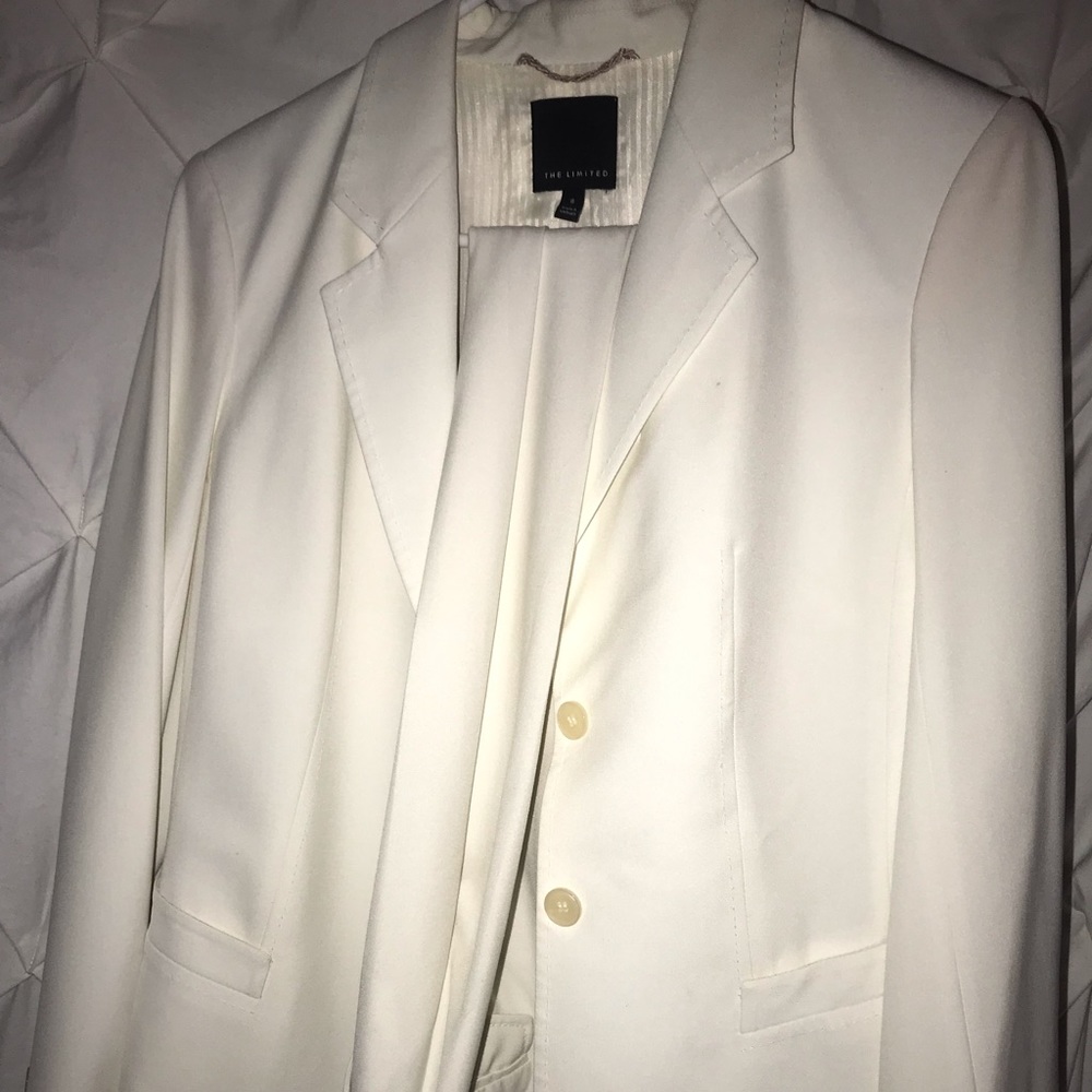 The limited women’s suit